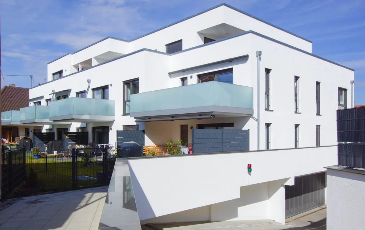 10 Wohnungen mit Tiefgarage in Illertissen – elegant in weiss